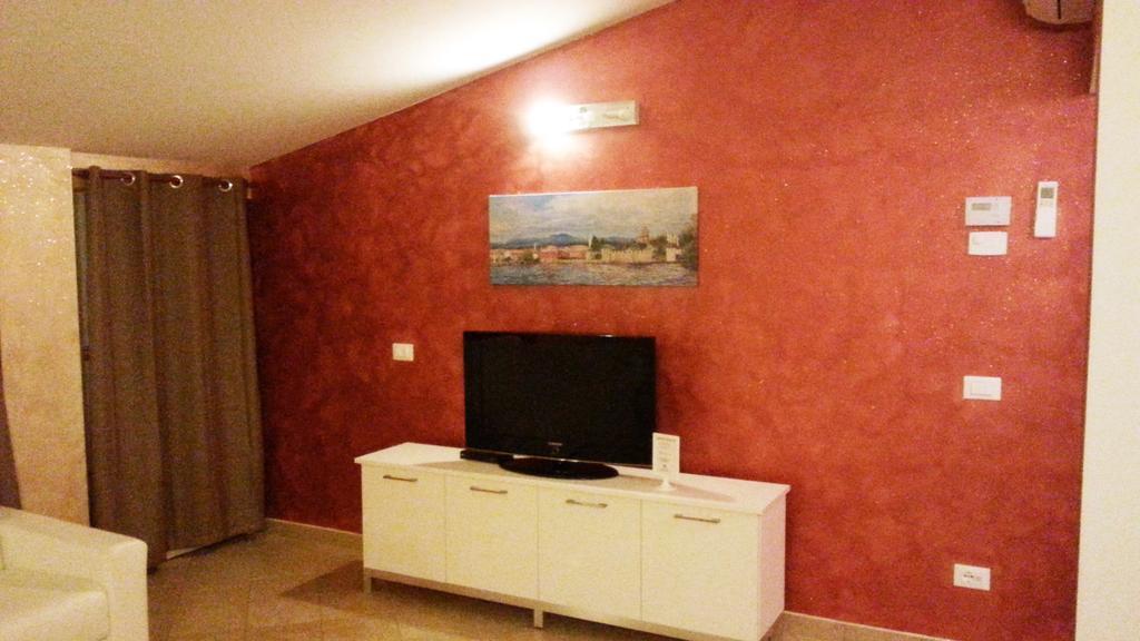 Appartamento Villa Elison ラツィーゼ エクステリア 写真